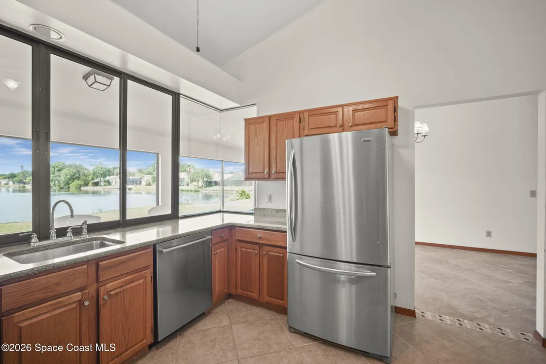 Photo of 1246 Lakeview Drive