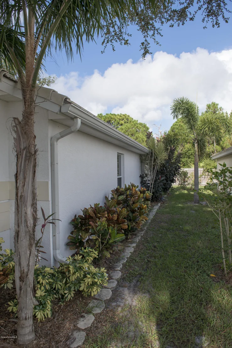 Photo of 1277 Goldenrod Circle NE