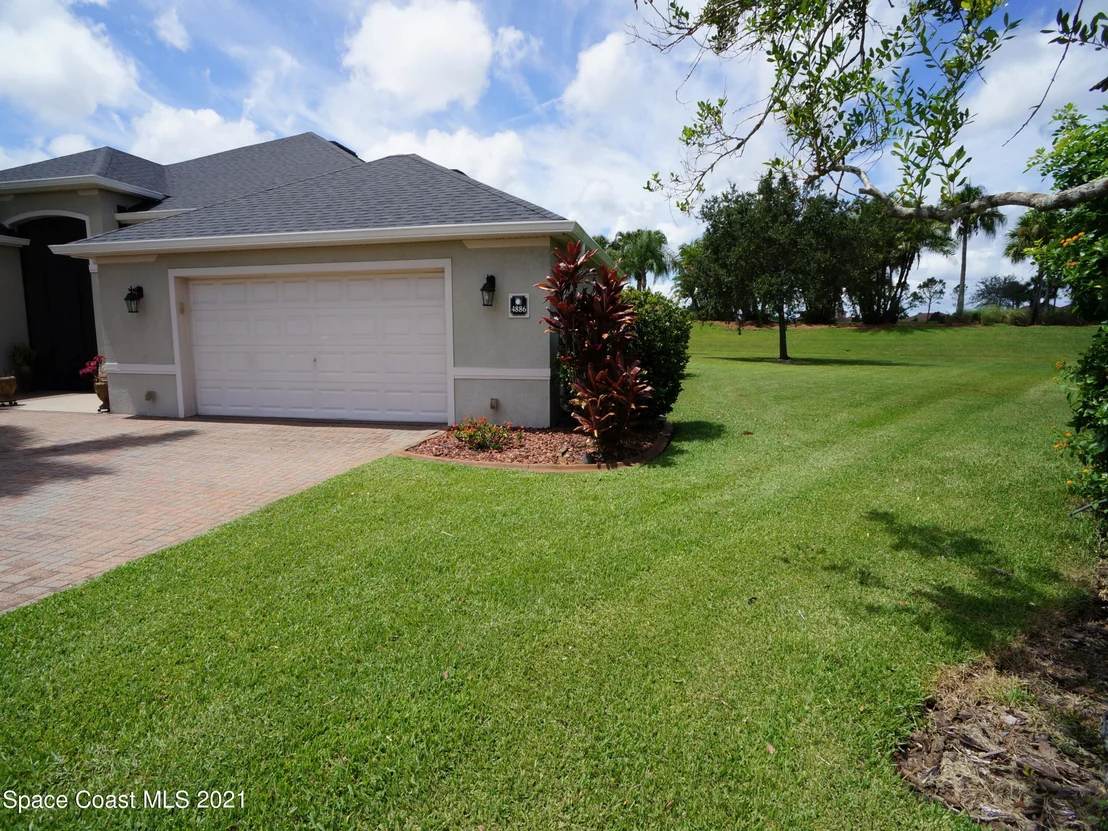 Photo of 4886 Merlot Drive