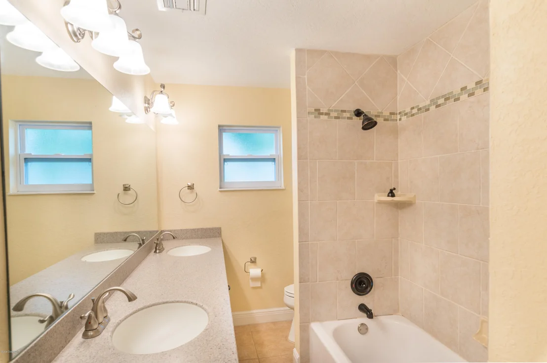 Photo of 507 Bahama Drive
