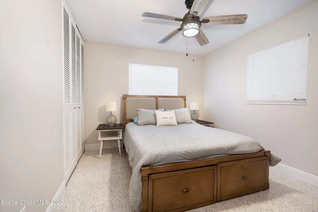 Photo of 2277 Lakeview Drive