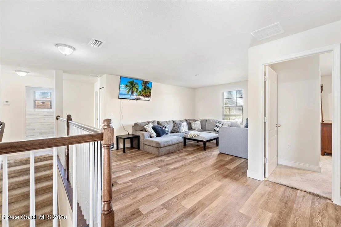 Photo of 3220 Constellation Drive