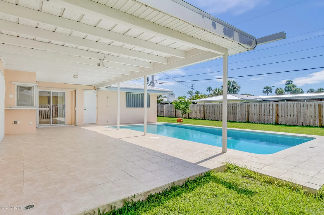 Photo of 4844 Fairview Drive