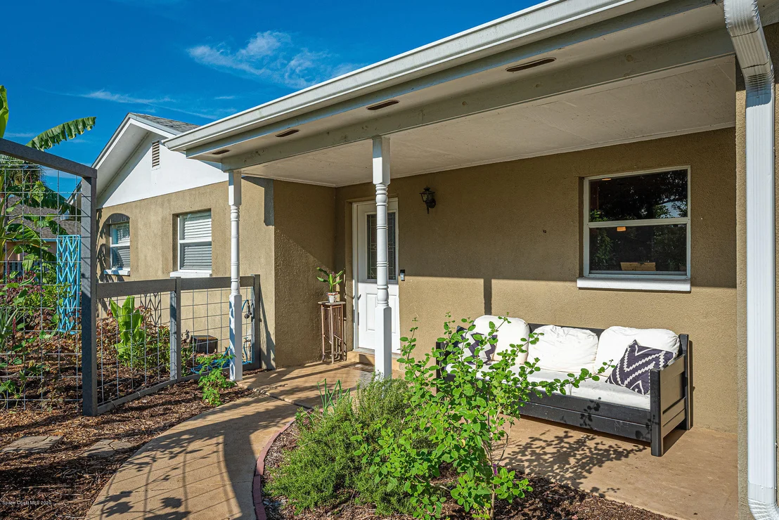 Photo of 2622 Diplomat Drive