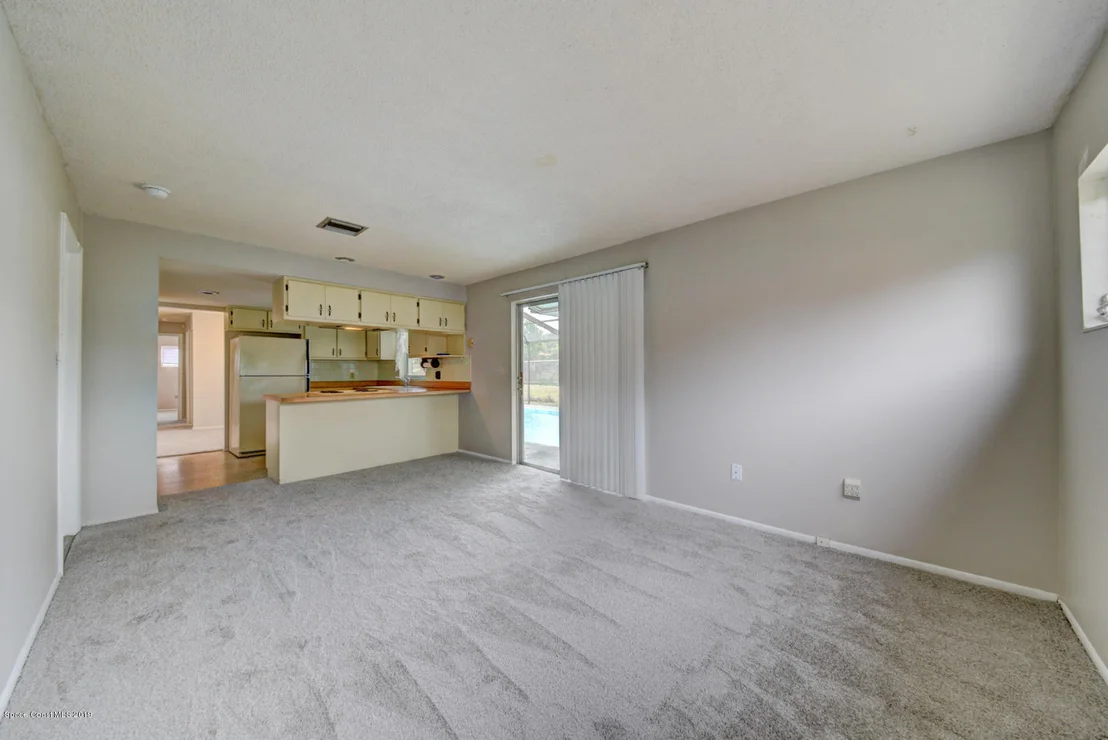 Photo of 909 Jefferson Road