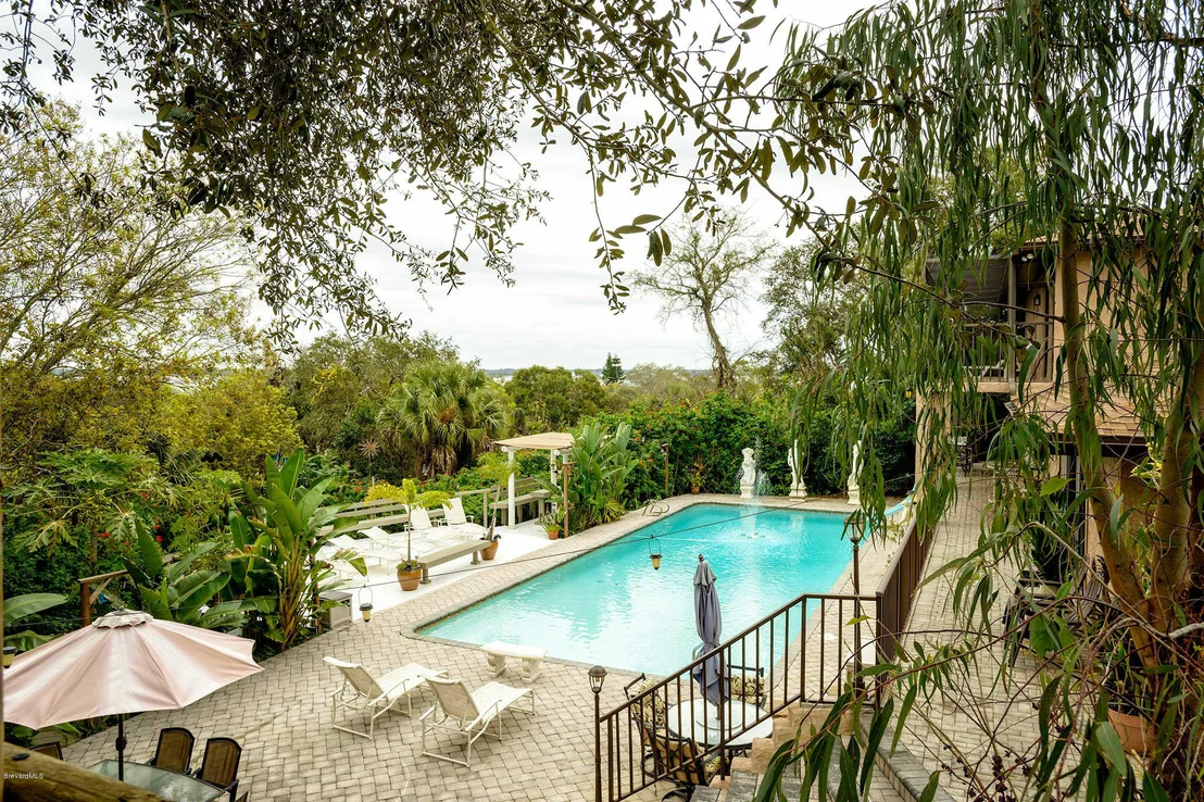 Photo of 412 Westchester Drive