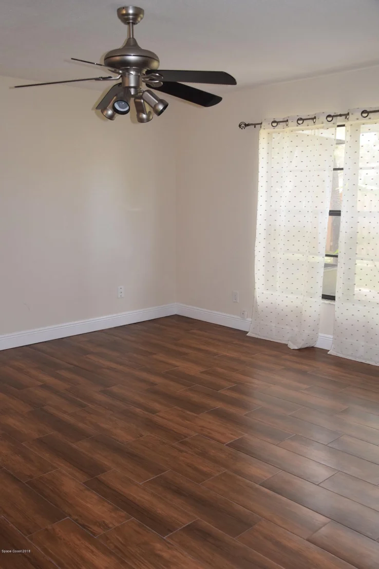 Photo of 2280 Plantation Drive