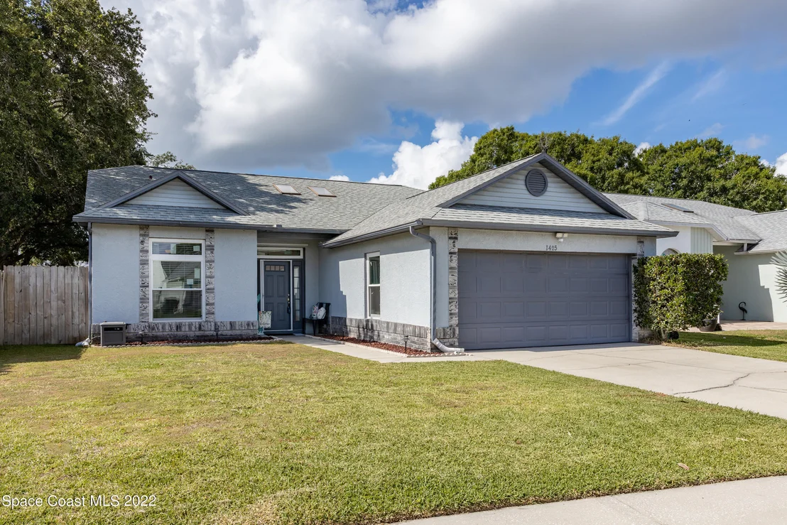 Photo of 1425 Brook Drive