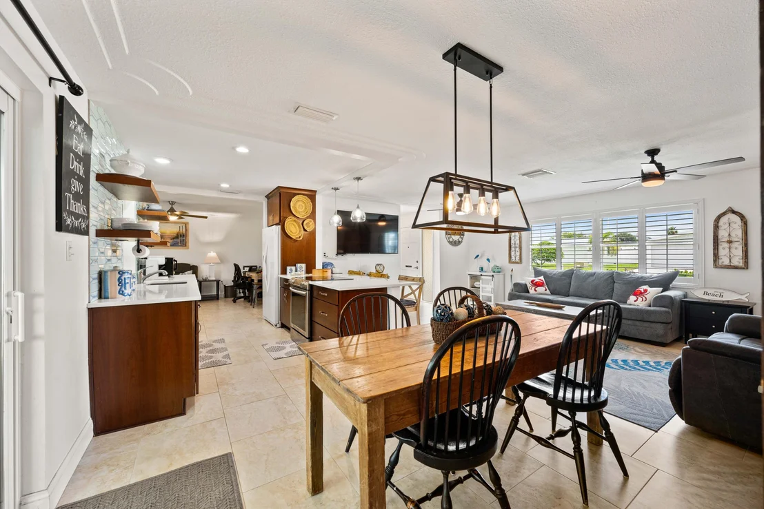 Photo of 420 Sparrow Drive
