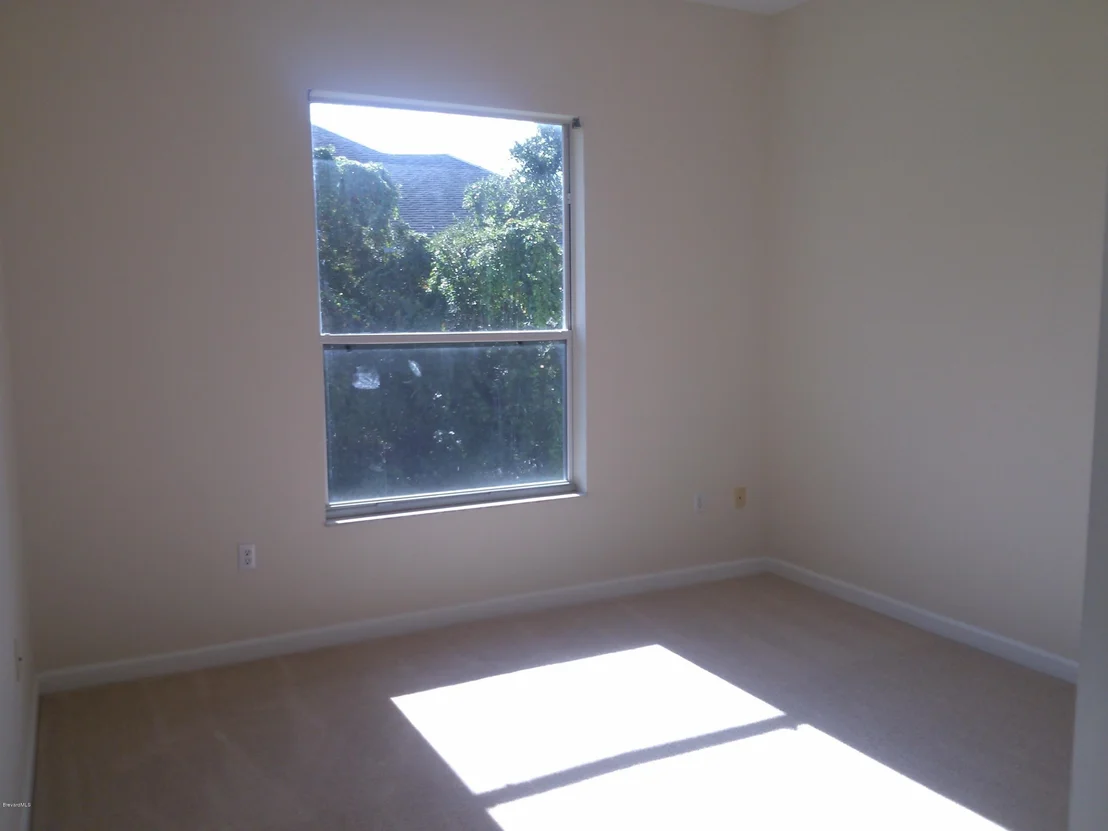 Photo of 4474 Long Lake Road