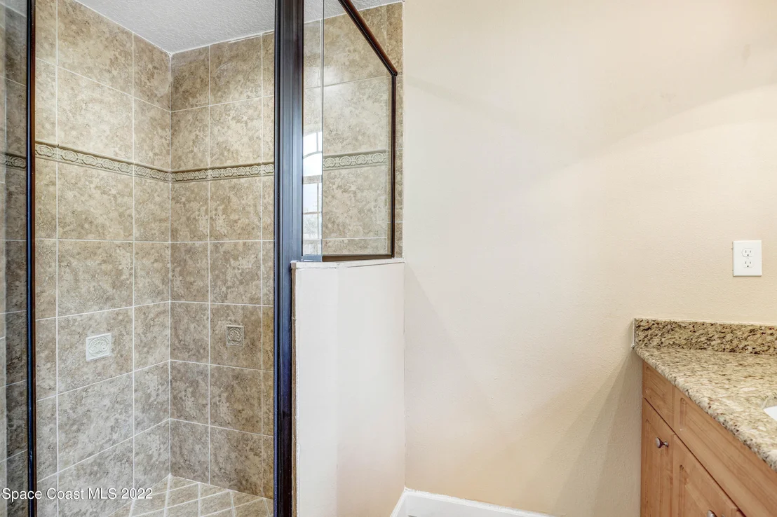 Photo of 1601 Eldron Boulevard SE