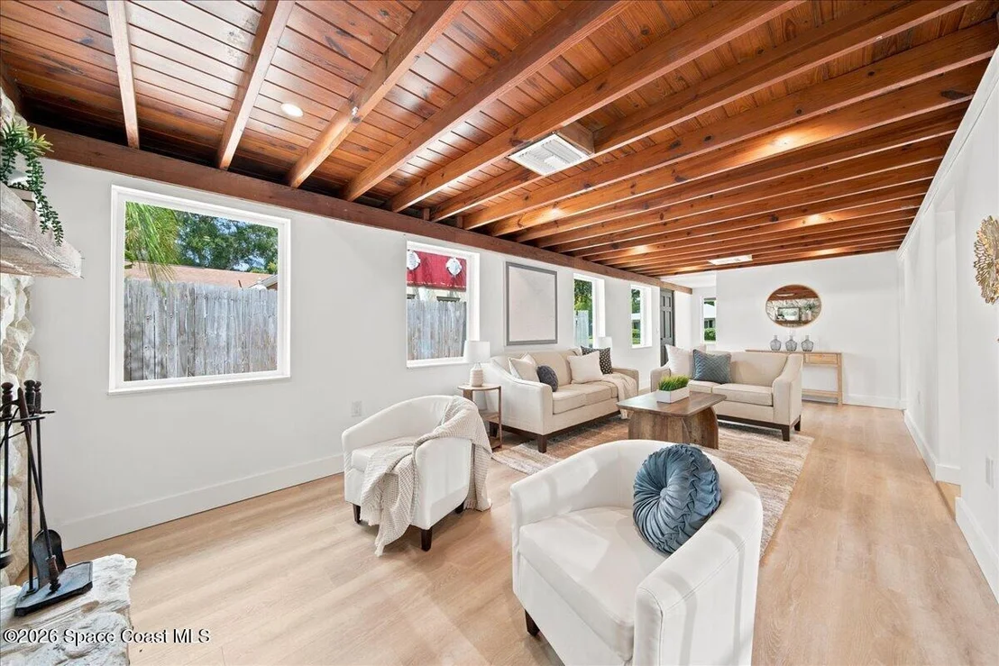 Photo of 209 Beverly Road