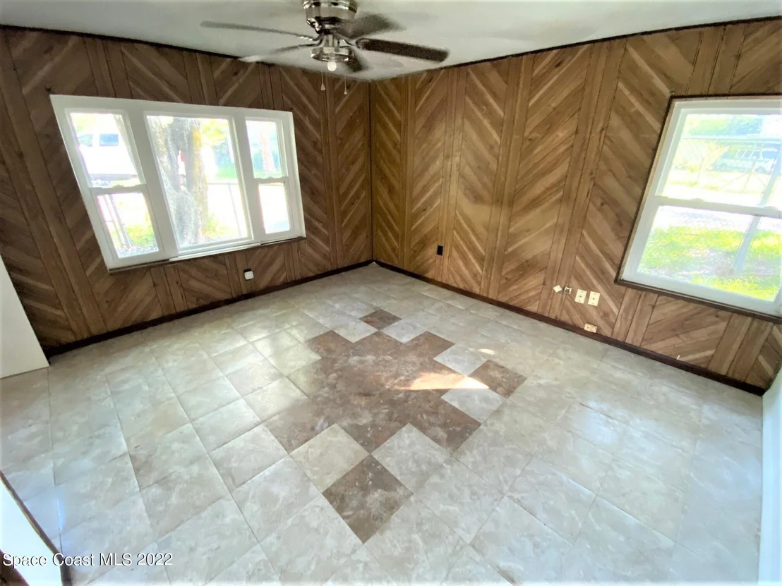 Photo of 362 Palm Avenue