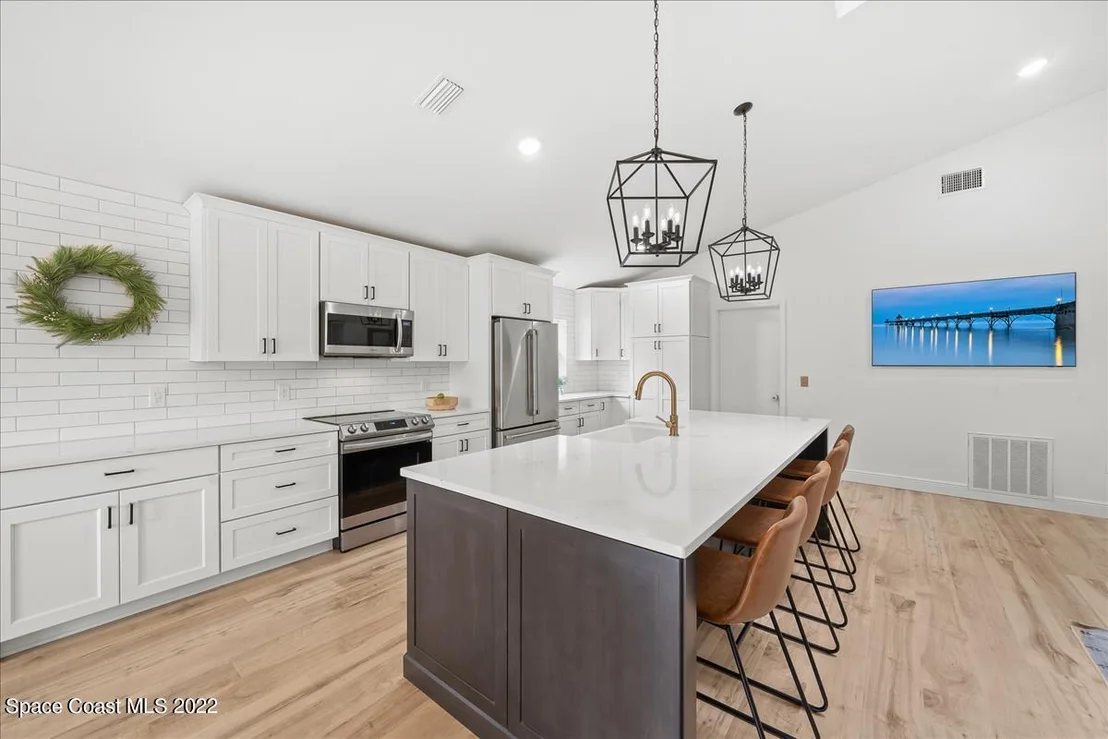 Photo of 1455 Crane Creek Boulevard