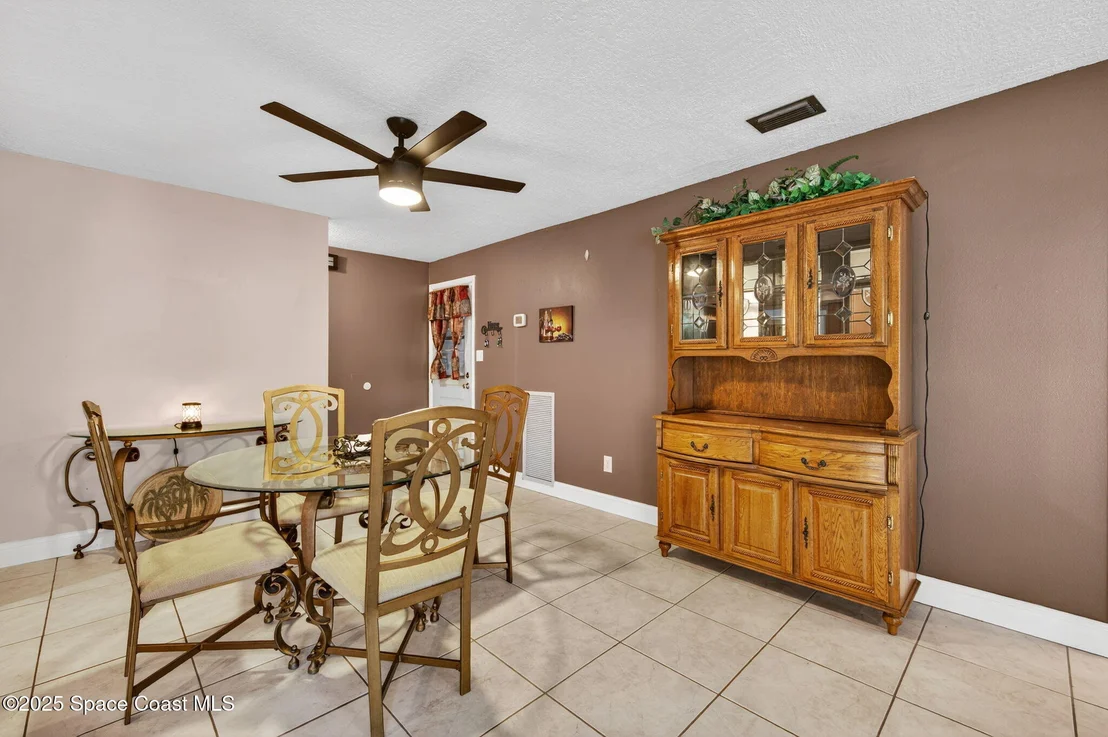 Photo of 4100 Lakemont Road