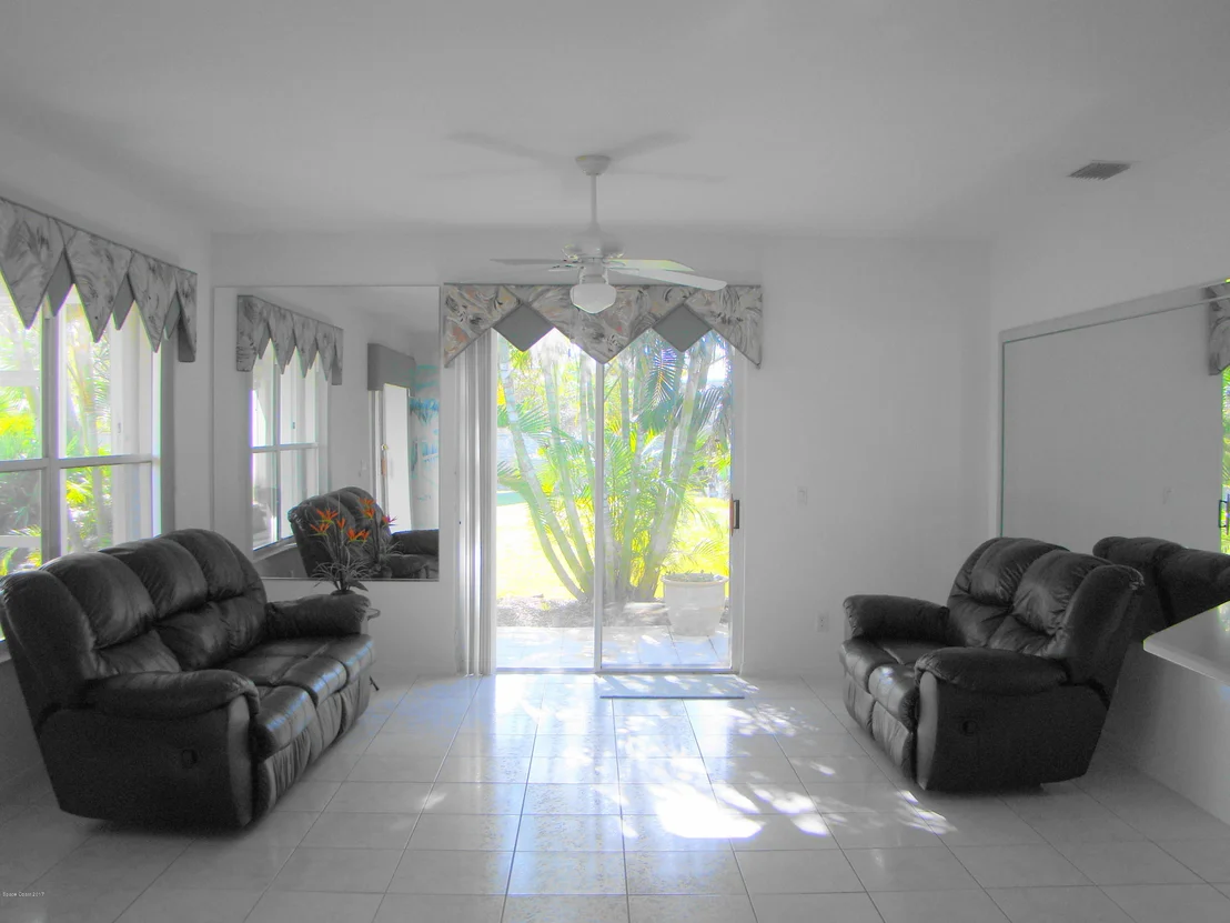 Photo of 365 Barnacle Lane