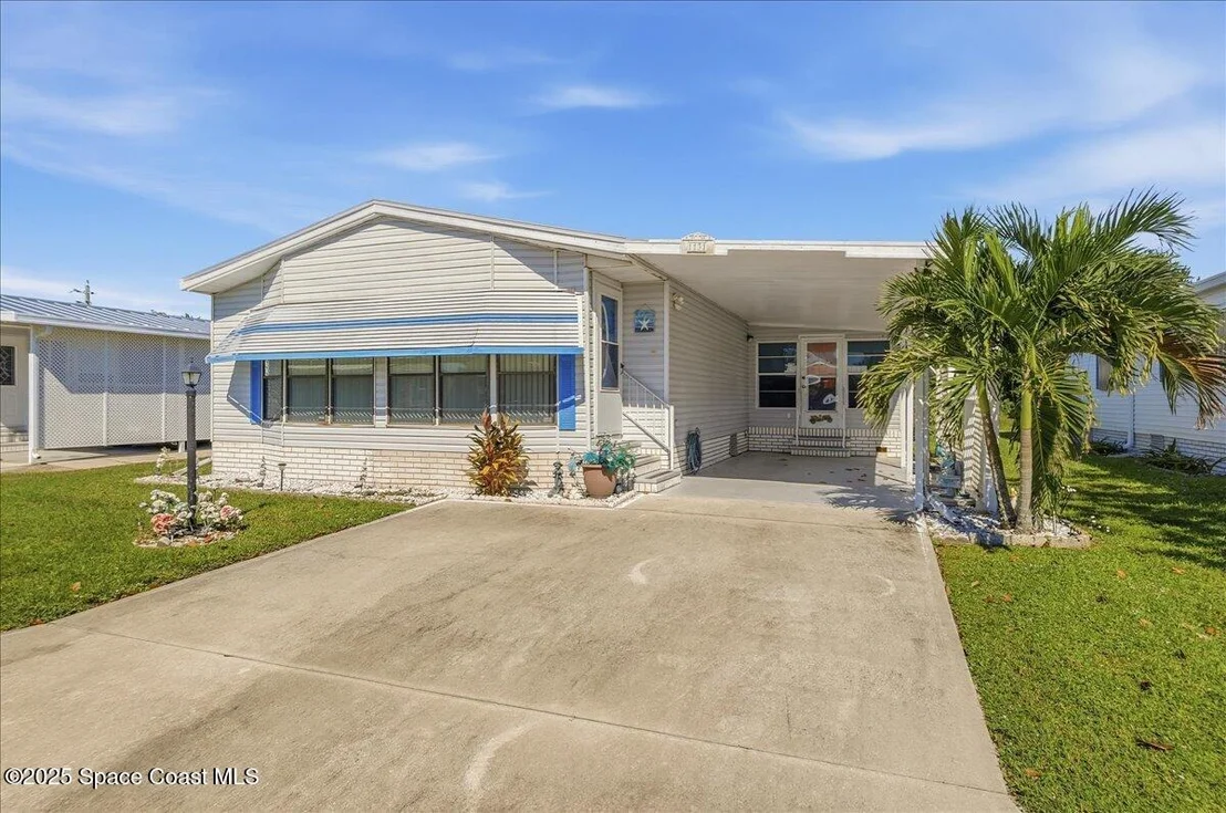 Photo of 1131 Tequesta Drive