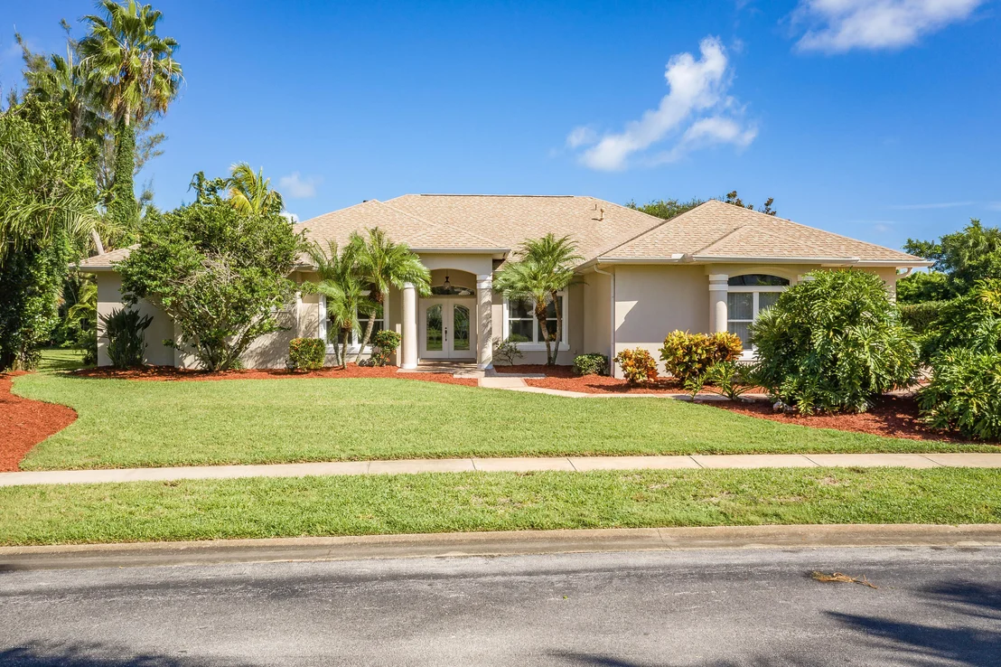 Photo of 142 Hidden Cove Drive