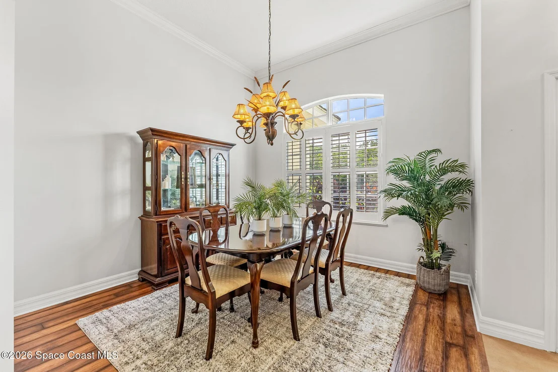 Photo of 5297 Solway Drive