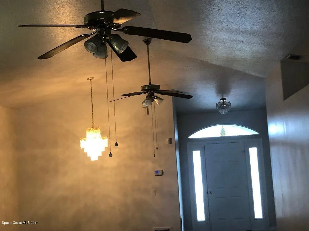 Photo of 1124 Pine Creek Circle NE
