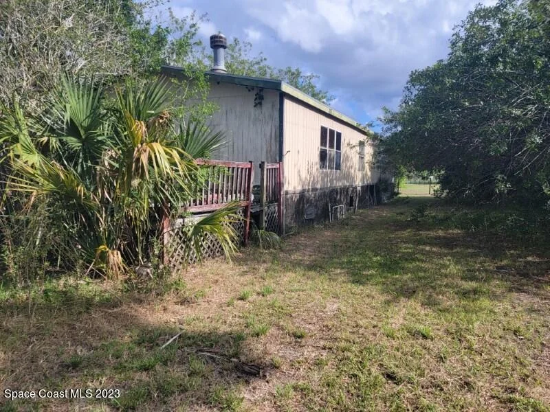 Photo of 637 Camp Road