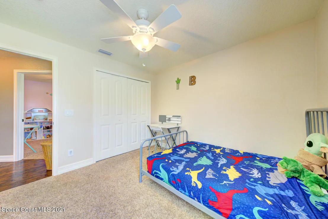 Photo of 6135 Dixie Way