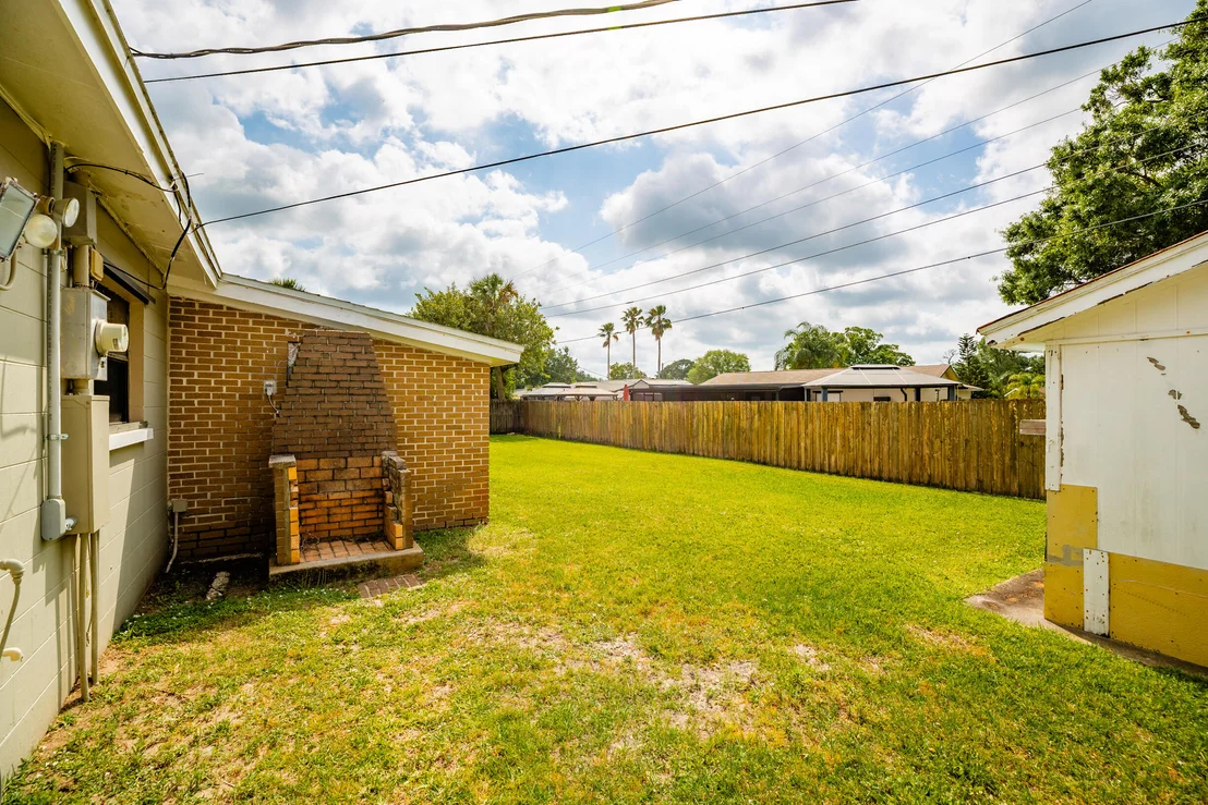 Photo of 1027 Green Road