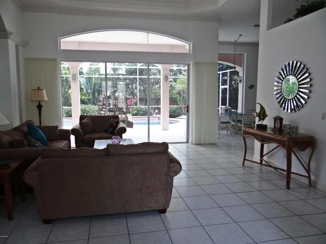 Photo of 215 Ivory Dr Drive