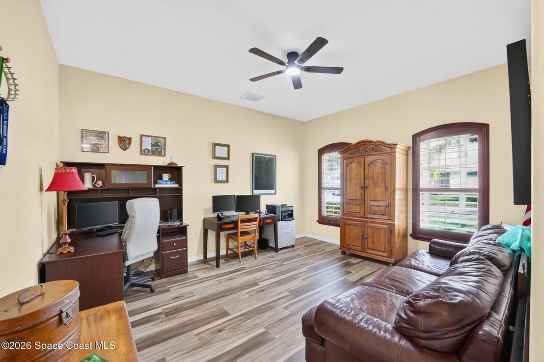 Photo of 1871 Thesy Drive