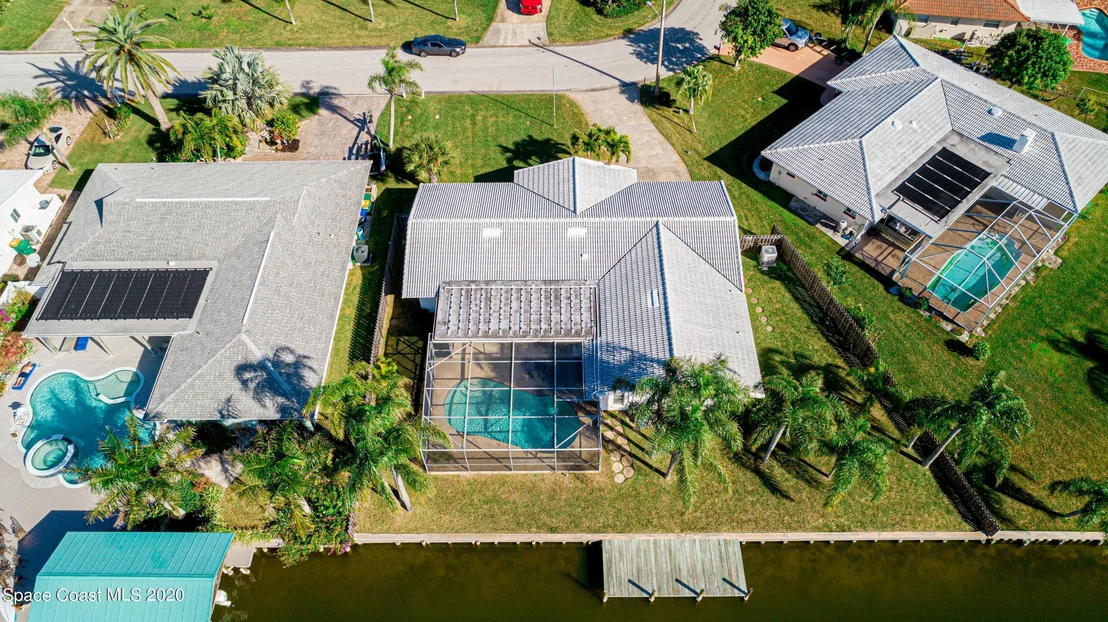Photo of 452 Dorset Drive