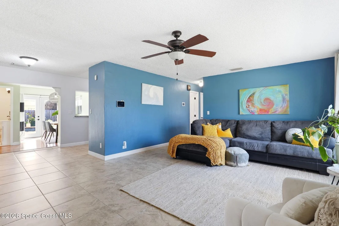 Photo of 705 Pelican Drive