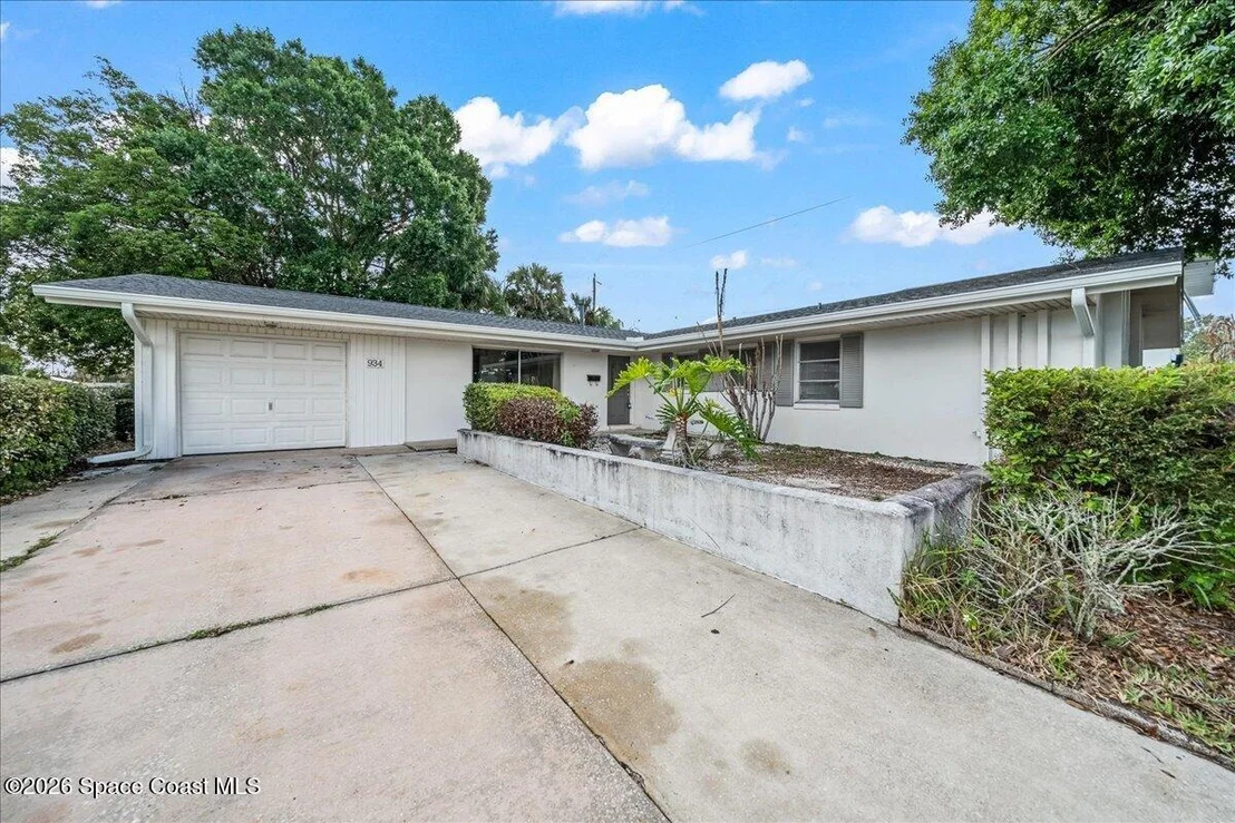 Photo of 934 Barbara Lane