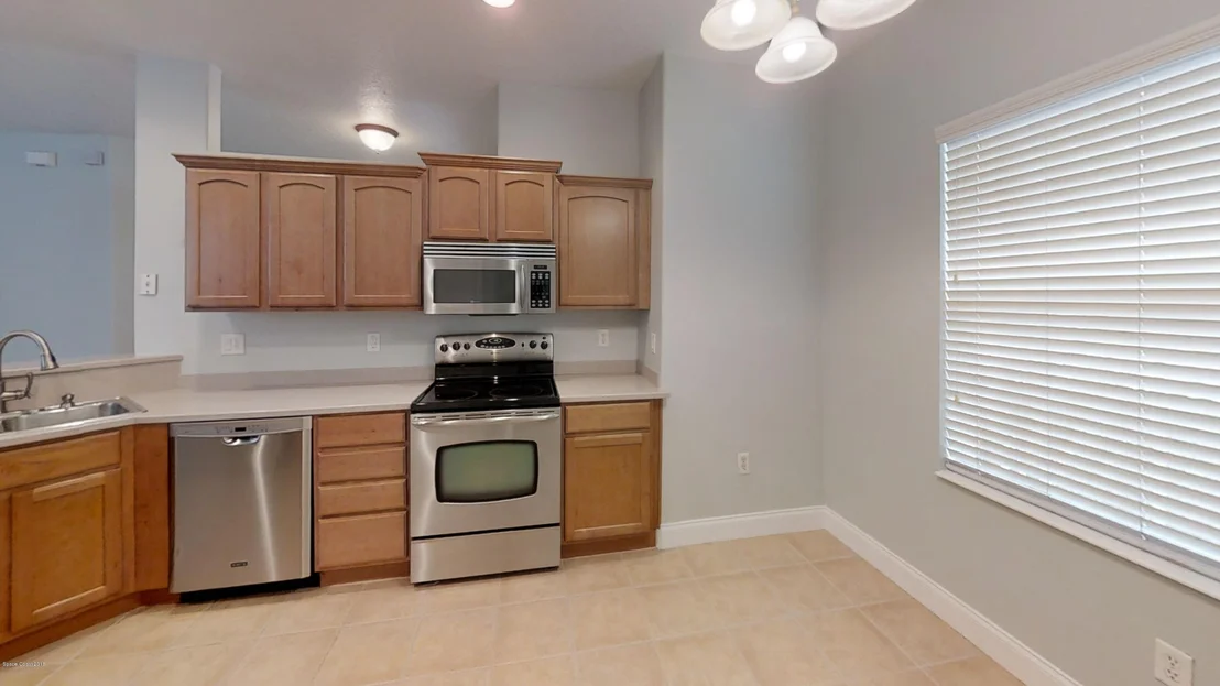 Photo of 662 Waterside Circle