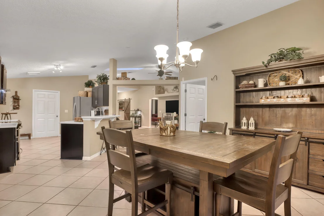 Photo of 8046 Bracken Lane
