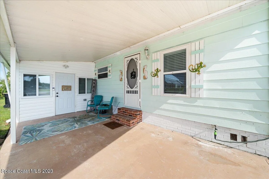 Photo of 1878 Coco Plum Street NE