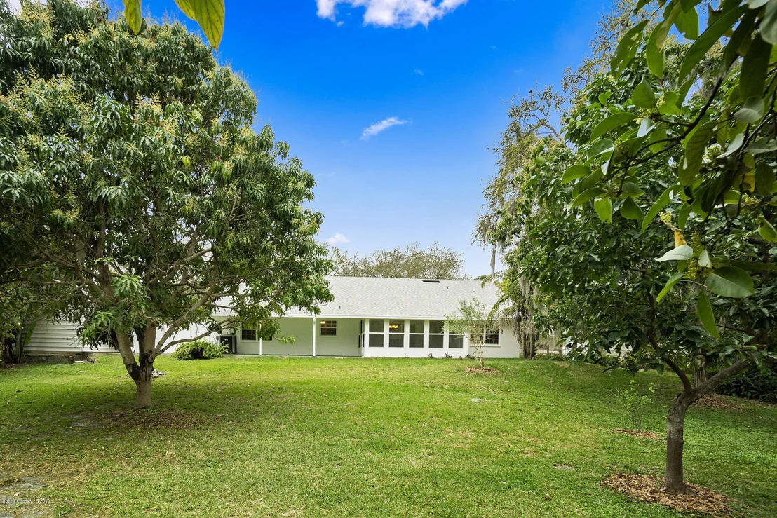 Photo of 720 Central Boulevard