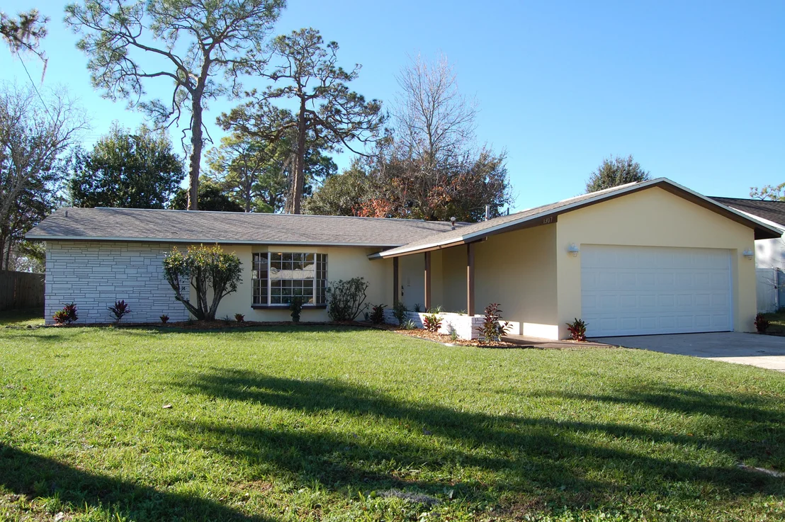 Photo of 1307 Saint Andrews Drive