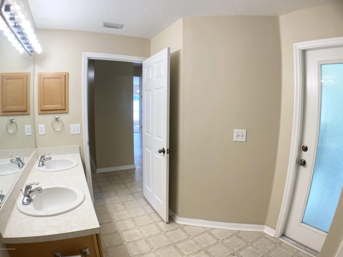 Photo of 2273 Merlin Drive