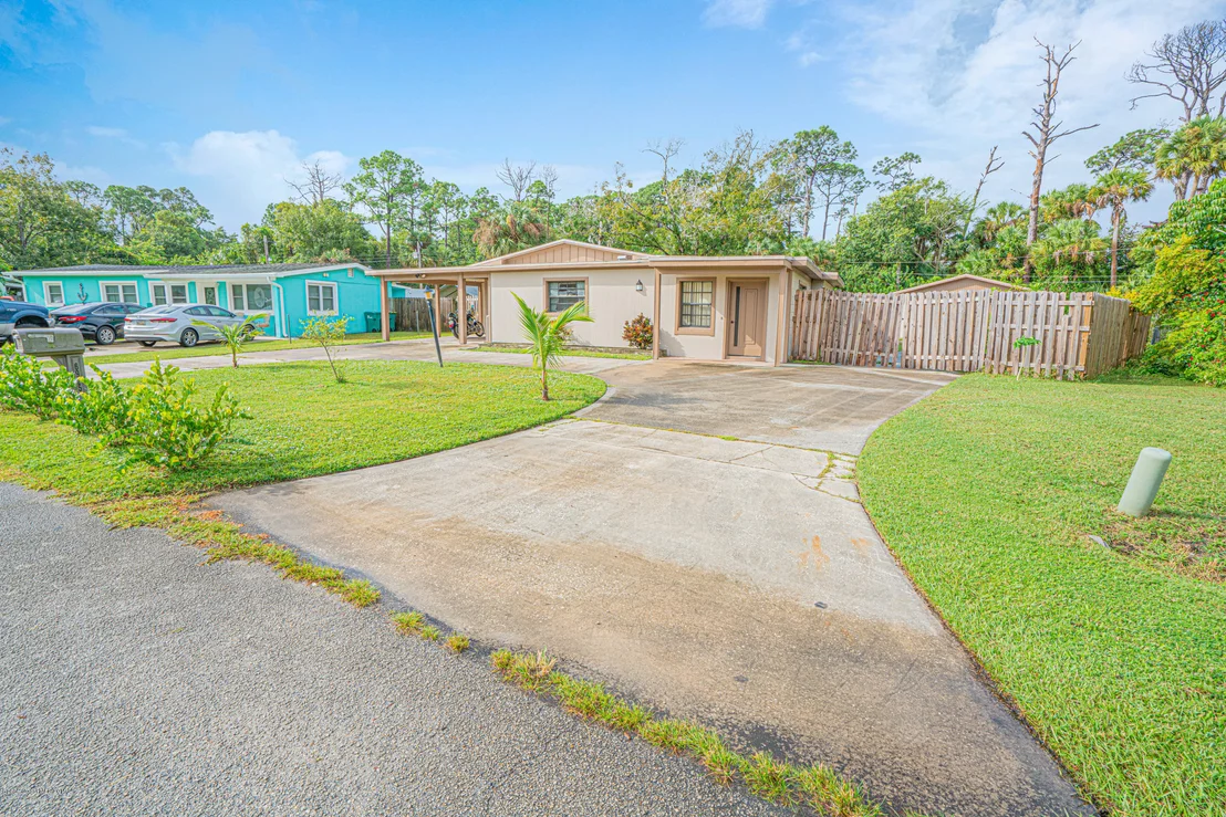 Photo of 6925 Idlewylde Circle