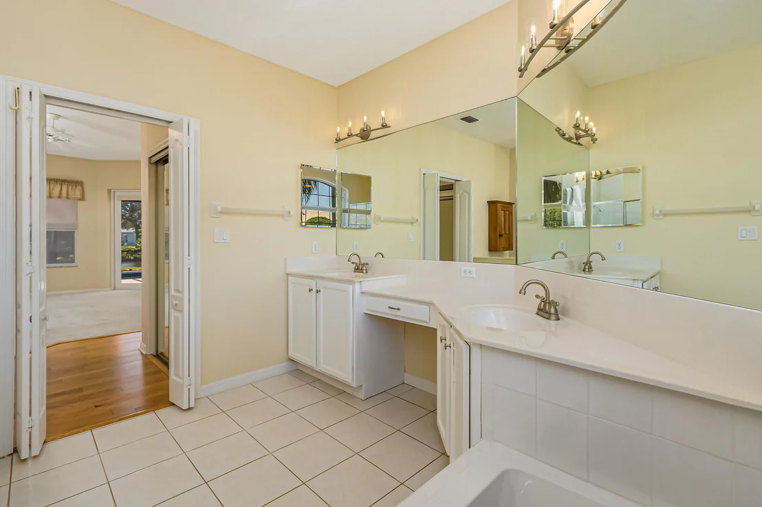 Photo of 718 Falls Creek Drive