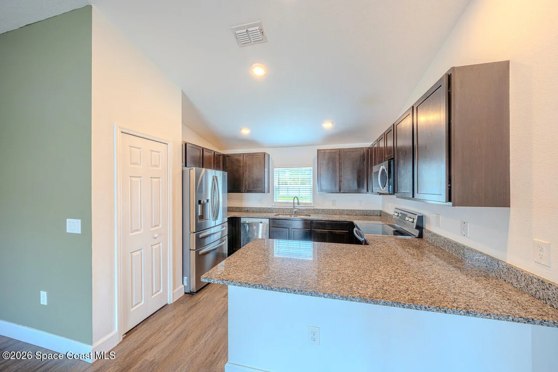Photo of 2655 Laurel Road