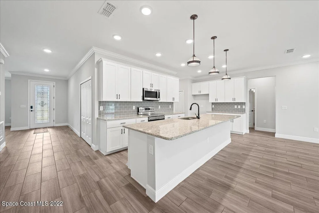 Photo of 3511 Breezy Point Lane