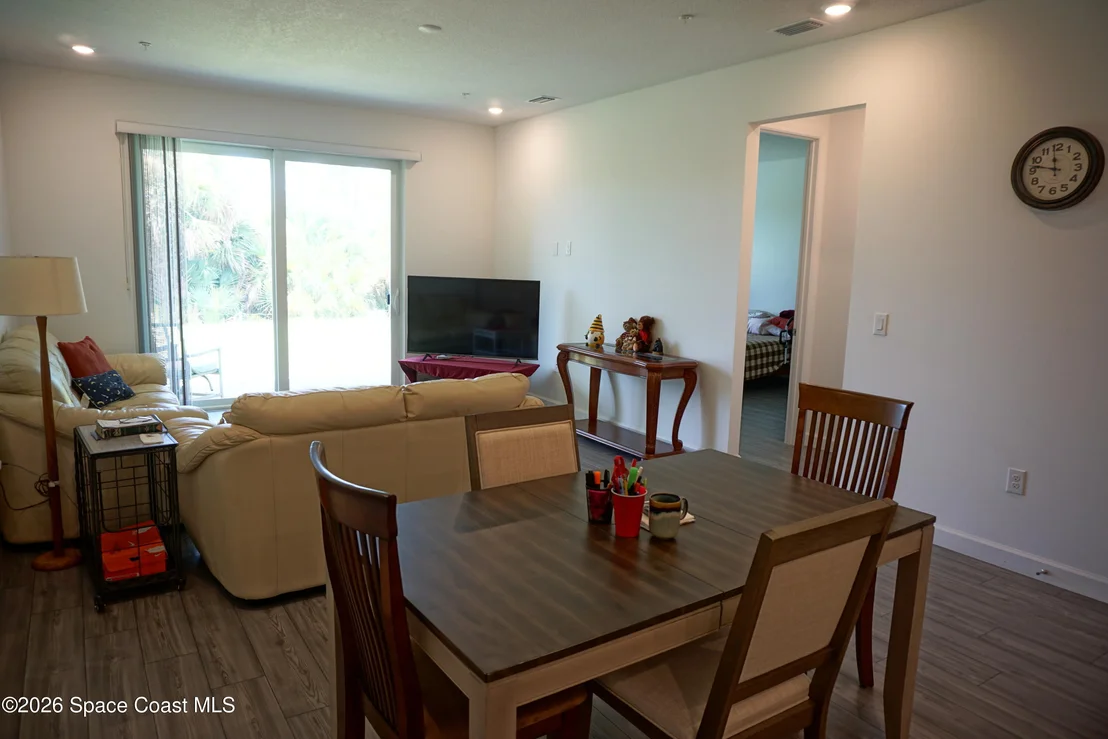 Photo of 1916 Cerulean Drive NW
