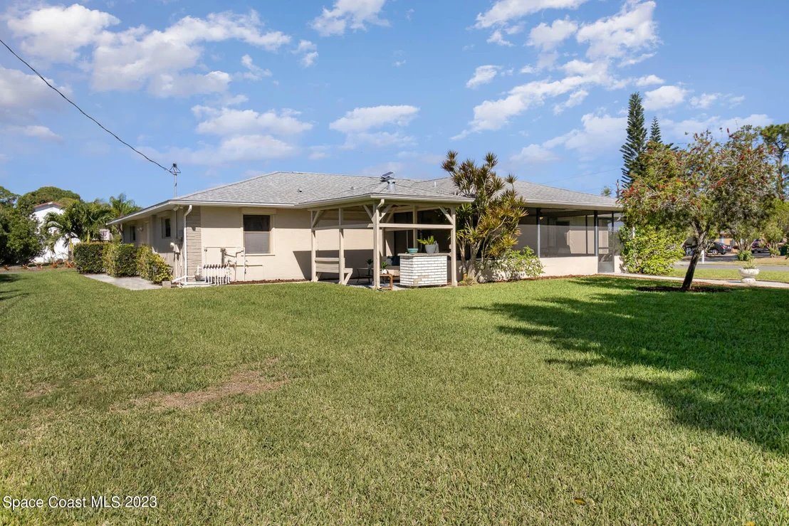 Photo of 2805 Pine Branch Drive