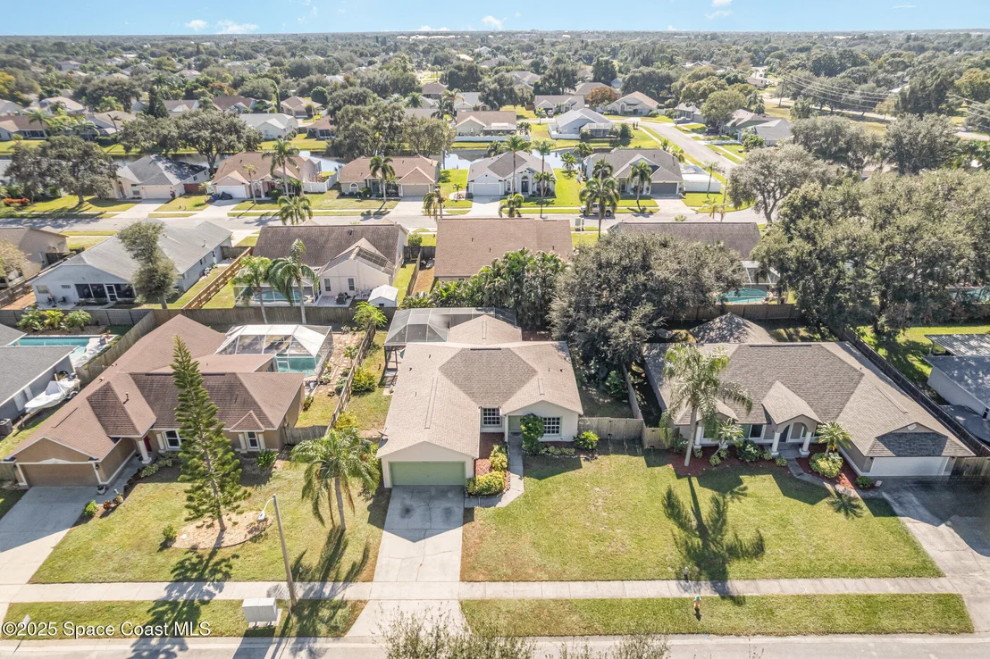 Photo of 1045 Jacaranda Circle