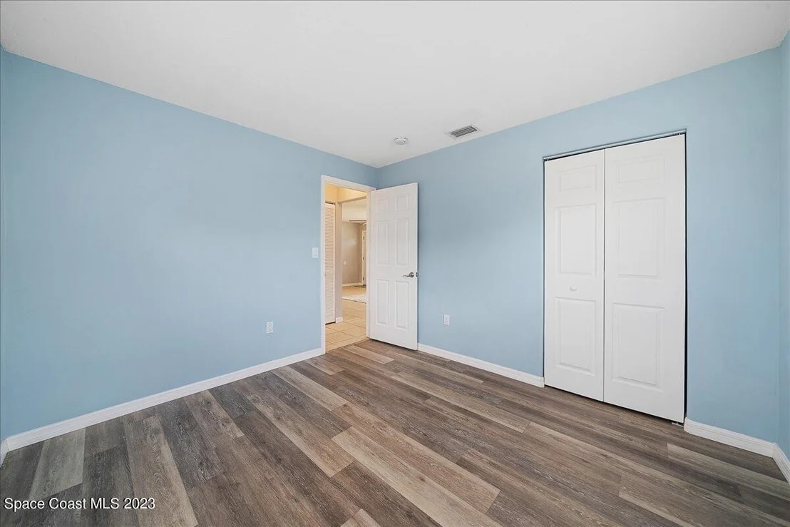 Photo of 2559 Floridiane Drive