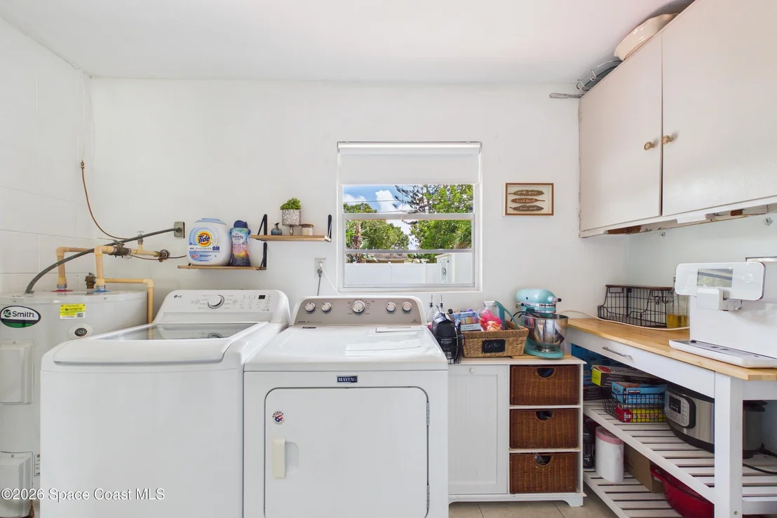 Photo of 2391 Lorna Drive