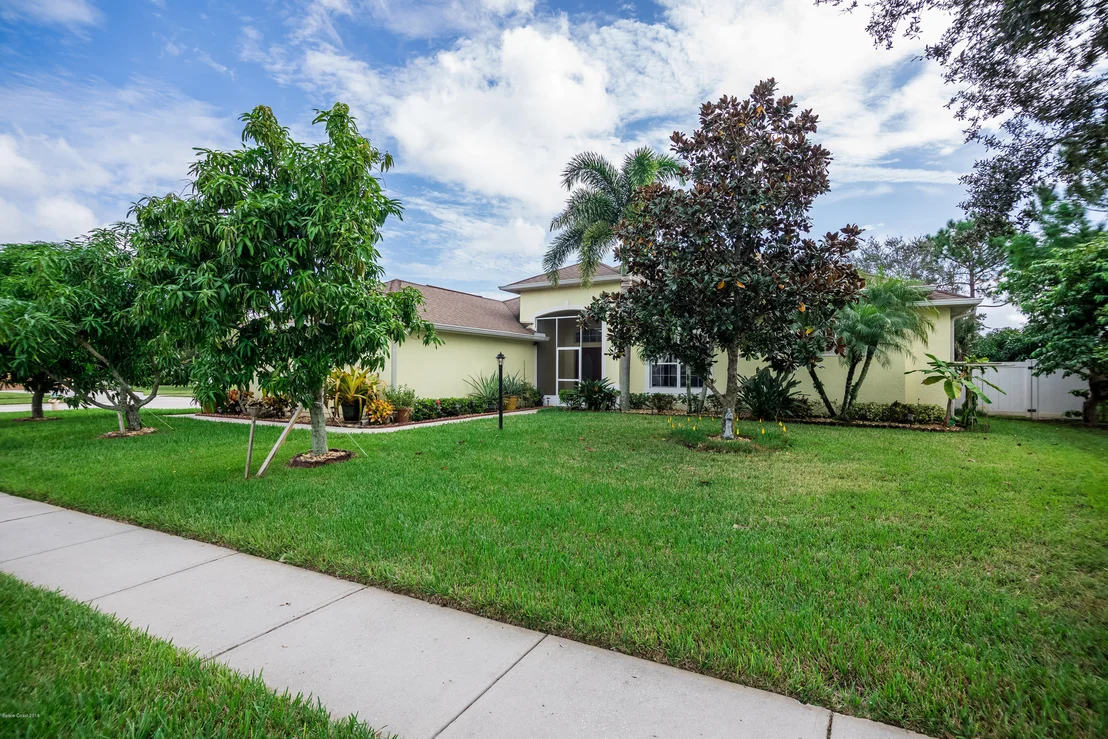Photo of 3860 Waterford Drive
