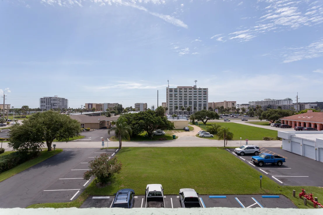 Photo of Unit 2405 at 1750 Commodore Boulevard