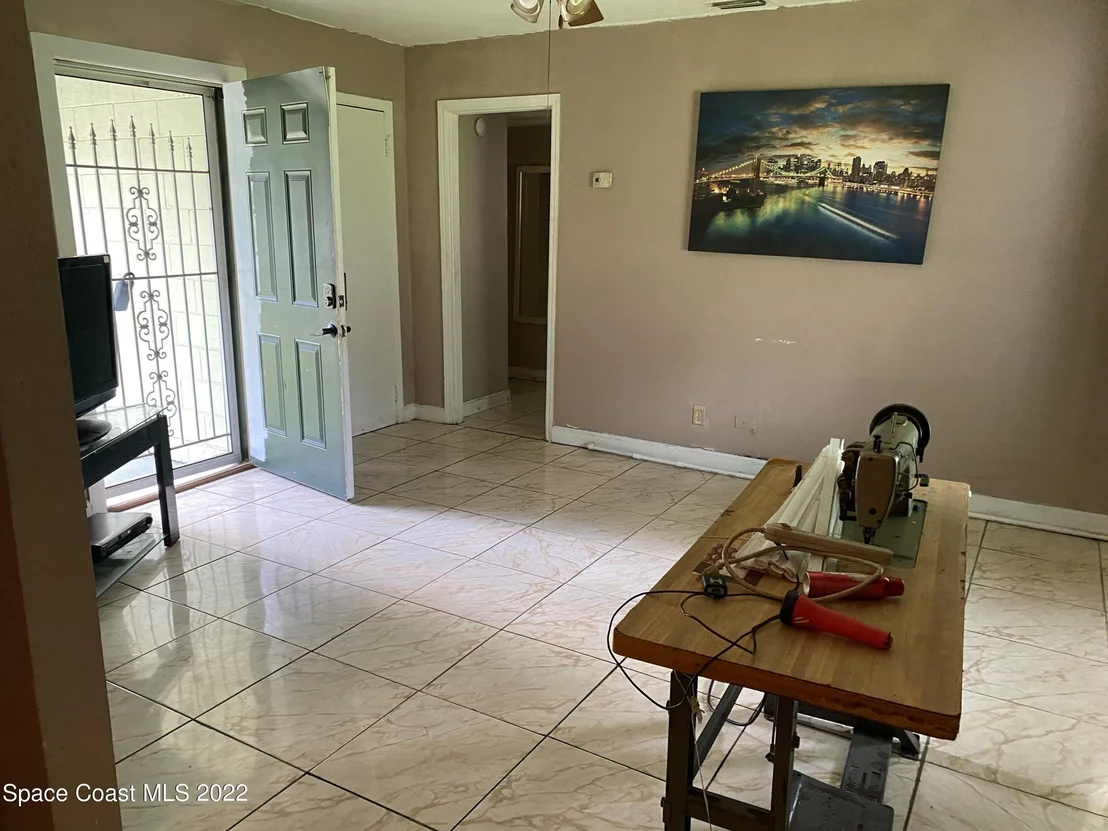 Photo of 1017 Montclair Road